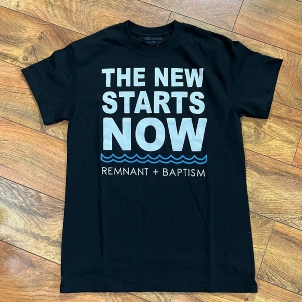 Gildan the new starts now graphic tee top B8-28